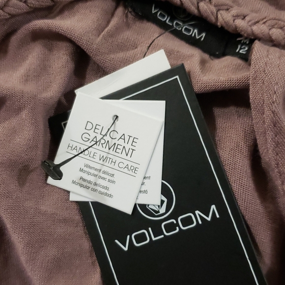 Volcom top - Picture 4 of 4